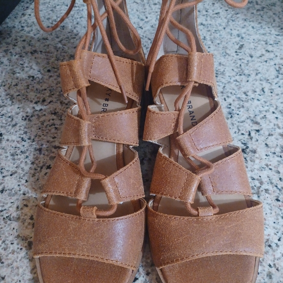 Lucky brand low heel sandals - Picture 4 of 6